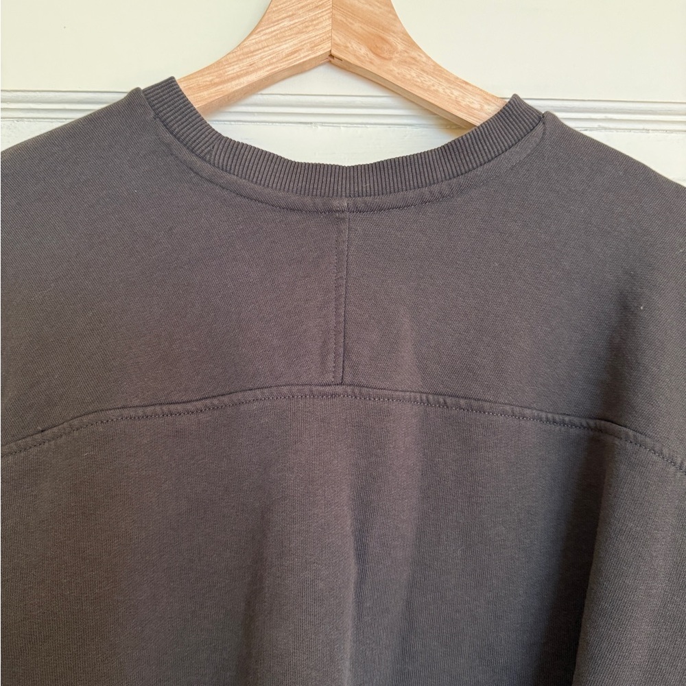 Zara Batwing Short-Sleeved Sweatshirt - Picture 7 of 10